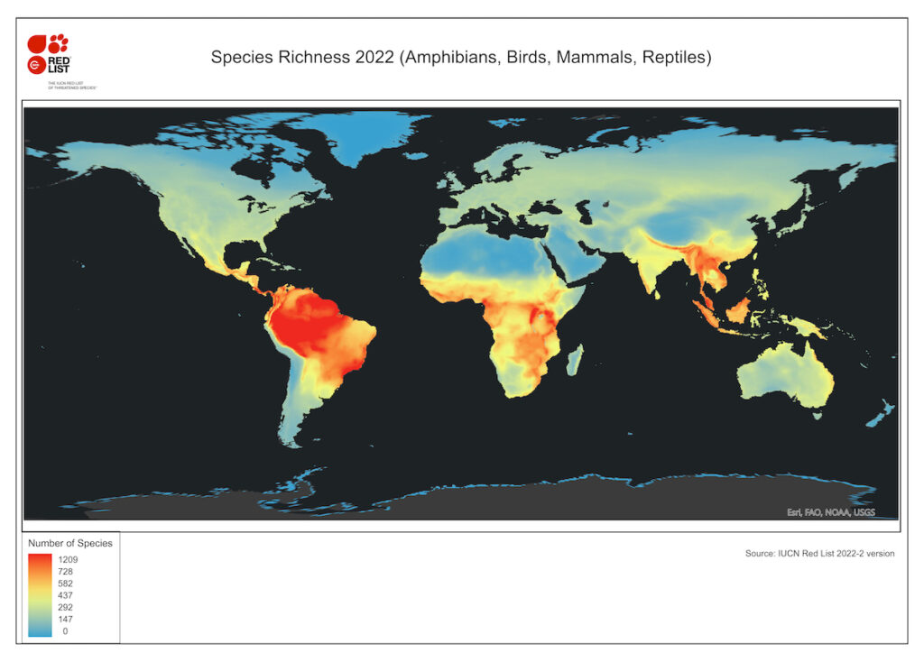 Carte 1 : Visualisation, en nombre, de la richesse en biodiversité terrestre selon la Liste rouge de l’UICN (Source LIEN). Découpage sur la base de grilles de 865 km2.